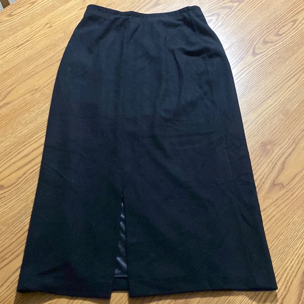 Finnkarelia womens maxi skirt color black size 8